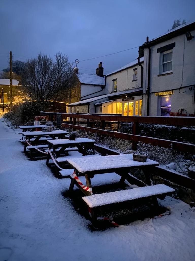 The Bridge Inn Reeth Exterior photo