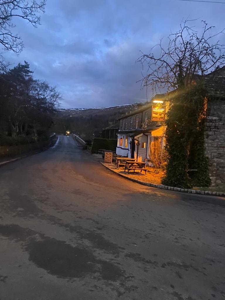 The Bridge Inn Reeth Exterior photo